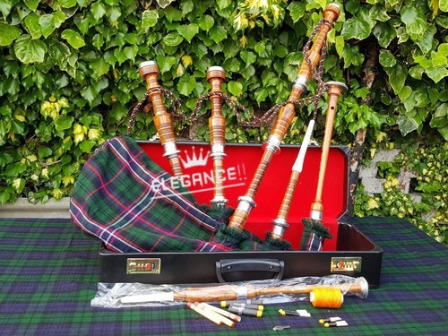 Highland scottish bagpipes - scottish,