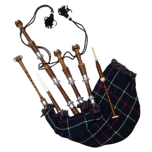 Scottish highland bagpipe full - bagpipe,