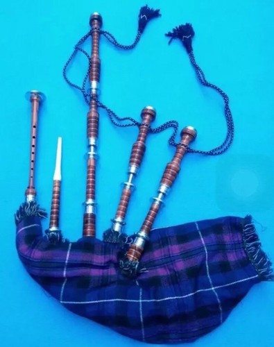 Scottish highland bagpipe - highland,
